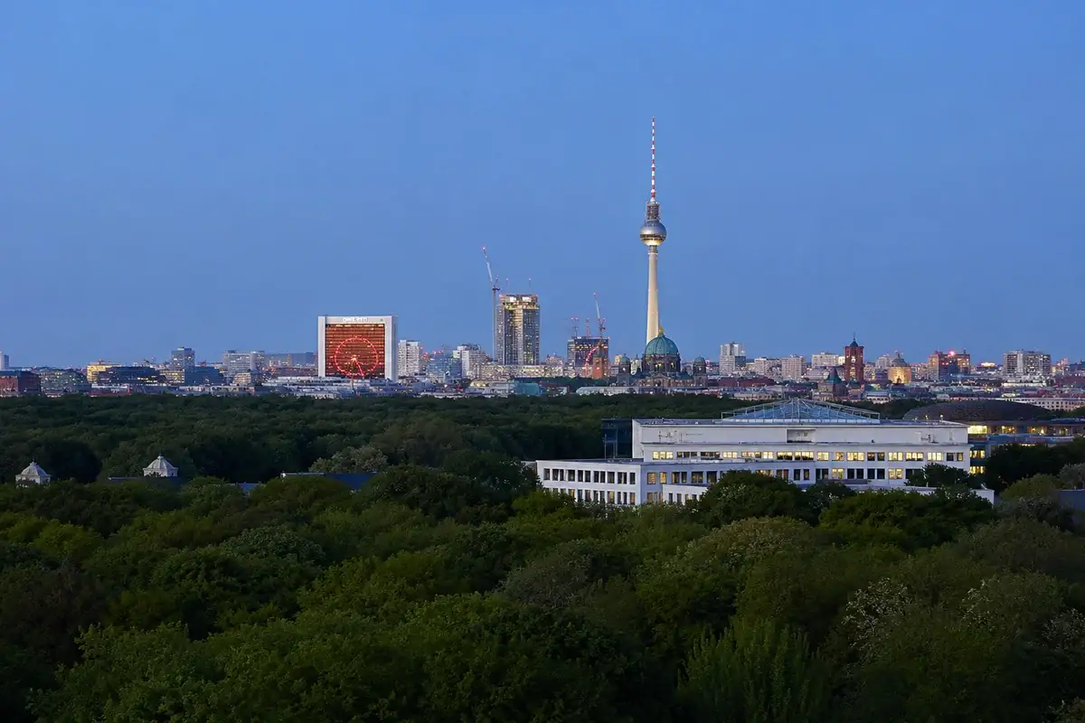 Berlin Zoologischer Garten Hochhaus Neubau